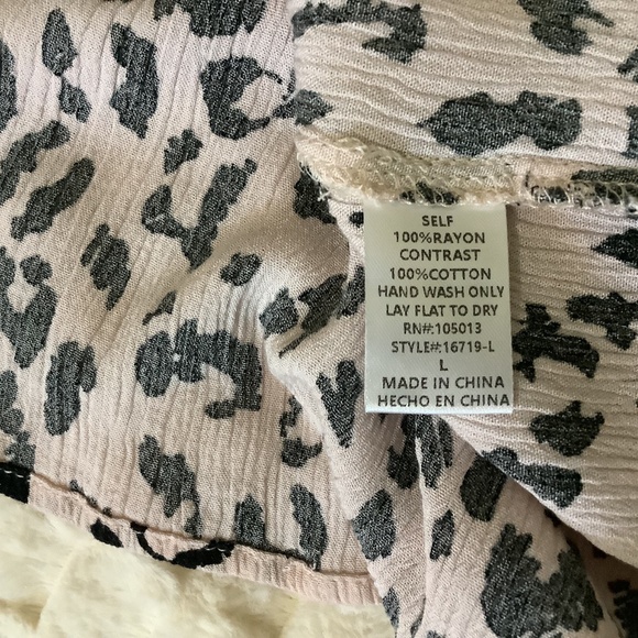 Savanna Jane Embroidered Top L - Picture 9 of 9